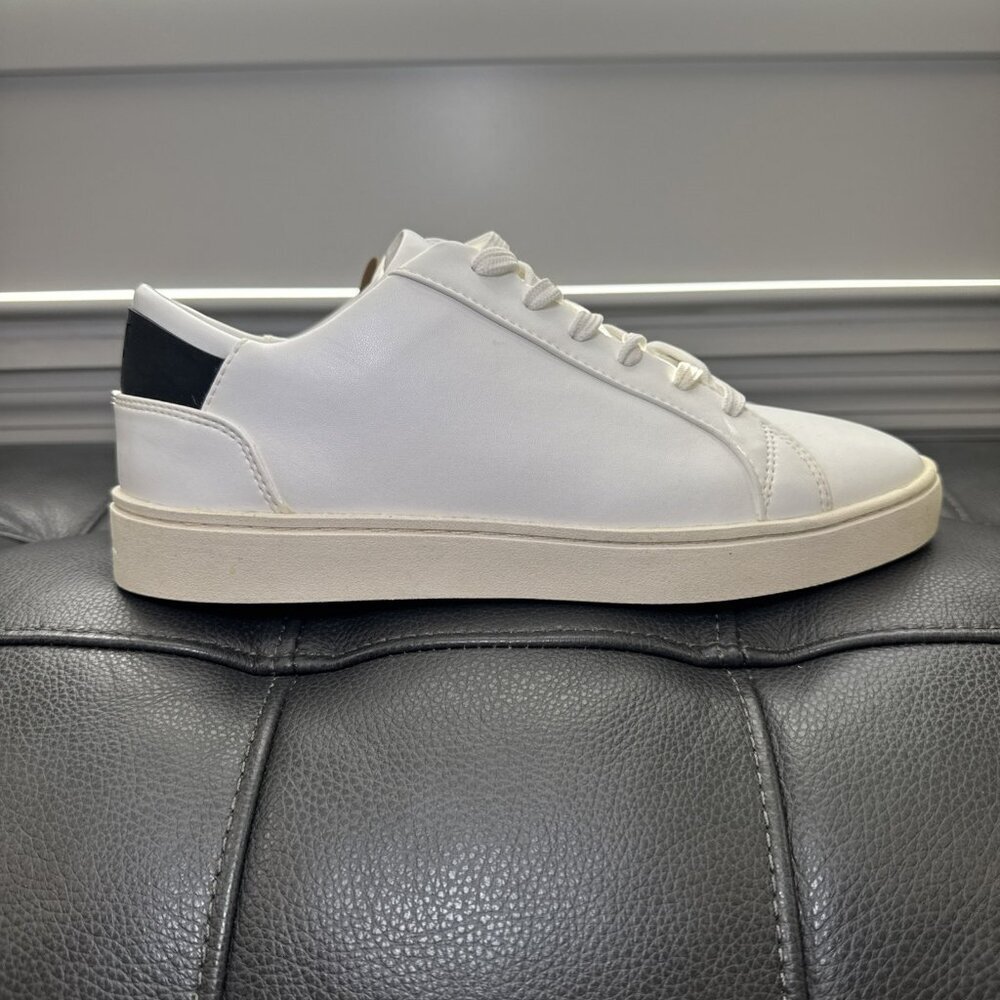 Thousand Fell White Low-top Leather Sneakers Size W 9 1/2 Black